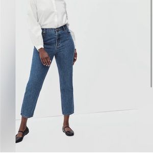 Everlane Curvy 90’s Cheeky Straight Jean- Ankle